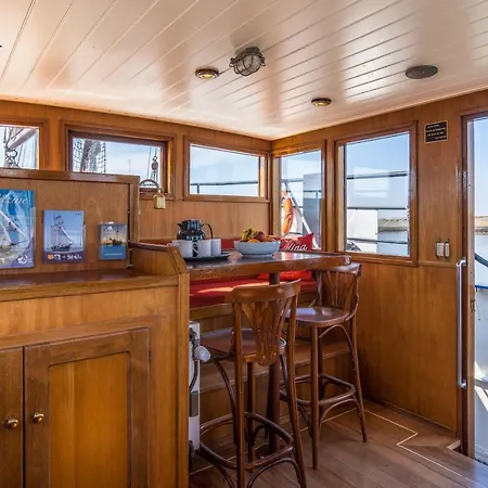 Bateau-hôtel Fortuna Enkhuizen