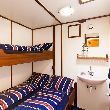 Bateau-hôtel Fortuna Enkhuizen