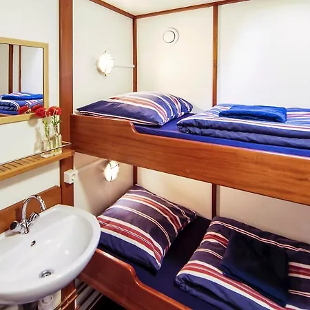 Bateau-hôtel Fortuna Enkhuizen